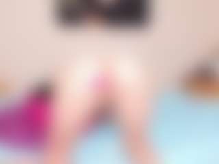 Live cam show with Veka-Worldd - Facesitting on Camsoda