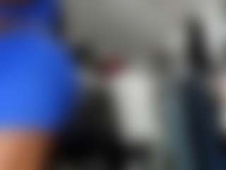 Live cam show with mareiabold - Machine on CamwithHer