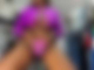 Live cam show with mareiabold - Ride on Camsoda