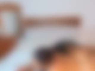 SexySofiax's Live Sex Cam Show