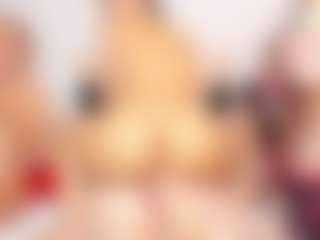 Cloe-World1's Live Sex Cam Show