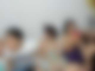 Cloe-World1's Live Sex Cam Show