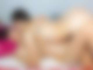 Cloe-World1's Live Sex Cam Show