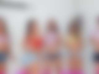 Cloe-World1's Live Sex Cam Show