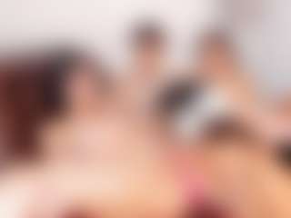 Cloe-World1's Live Sex Cam Show