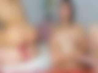 Cloe-World1's Live Sex Cam Show