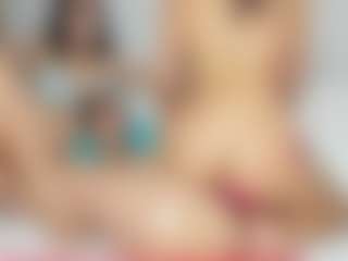 Cloe-World1's Live Sex Cam Show