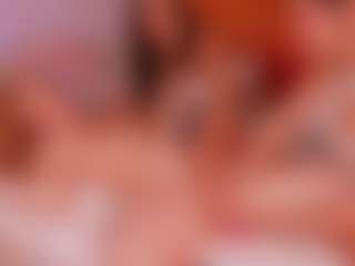 Cloe-World1's Live Sex Cam Show