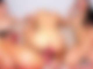 Cloe-World1's Live Sex Cam Show