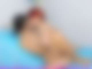 Live cam show with Cloe-World1 - Amateur on Hubzter Live