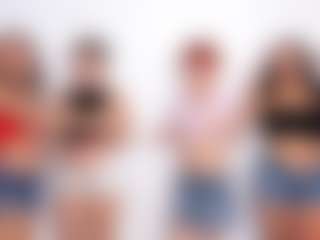 Cloe-World1's Live Sex Cam Show