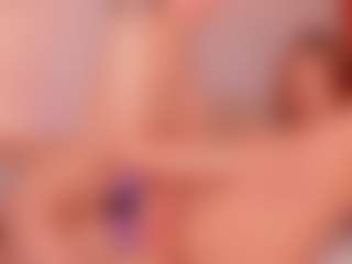 Cloe-World1's Live Sex Cam Show