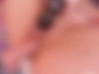 Cloe-World1's Live Sex Cam Show