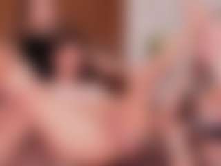 Cloe-World1's Live Sex Cam Show