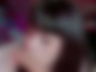 Live cam show with Camiiowo - Hairy Pussy on SquirtSoMuch