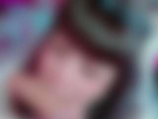 Camiiowo's Live Sex Cam Show