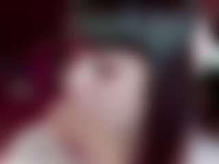 Camiiowo's Live Sex Cam Show