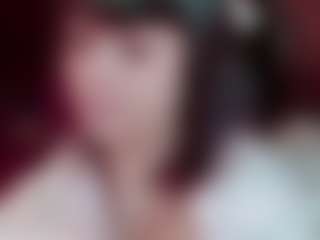 Camiiowo's Live Sex Cam Show