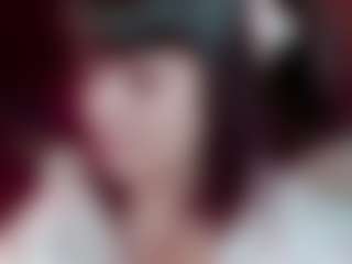 Camiiowo's Live Sex Cam Show