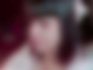 Camiiowo's Live Sex Cam Show