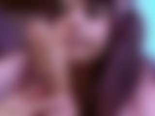 Camiiowo's Live Sex Cam Show