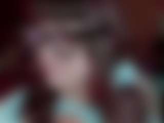 Live cam show with Camiiowo - Bikini on Hubzter Live
