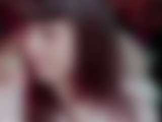 Camiiowo's Live Sex Cam Show