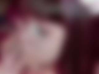Live cam show with Camiiowo - Shaved on livesuperchat.net