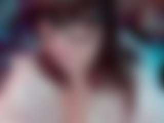 Camiiowo's Live Sex Cam Show
