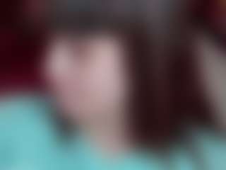 Camiiowo's Live Sex Cam Show