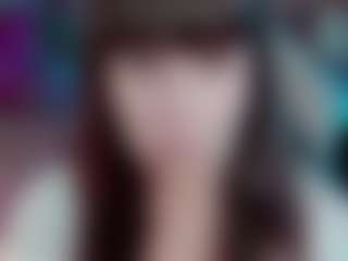 Live cam show with Camiiowo - Oil on Camsoda