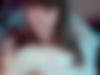 Live cam show with Camiiowo - Shaved on livesuperchat.net