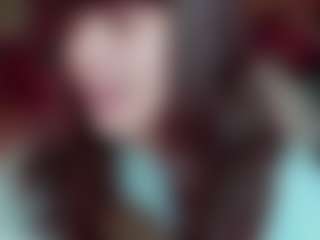 Live cam show with Camiiowo - Thick on AdultVida.com