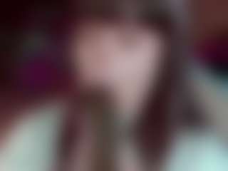 Camiiowo's Live Sex Cam Show