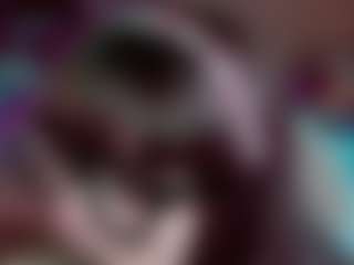 Camiiowo's Live Sex Cam Show