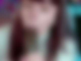 Camiiowo's Live Sex Cam Show