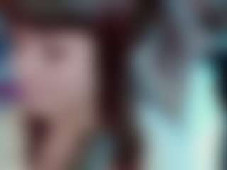 Live cam show with Camiiowo - Shaved on Camsoda