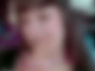 Camiiowo's Live Sex Cam Show