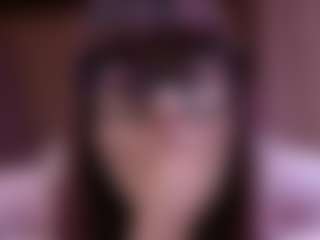 Live cam show with Camiiowo - Solo on pussylord.com