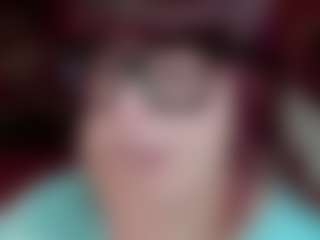 Camiiowo's Live Sex Cam Show