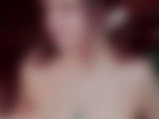 Camiiowo's Live Sex Cam Show