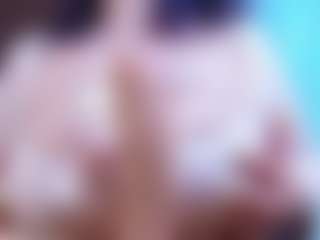 Camiiowo's Live Sex Cam Show