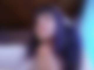 Camiiowo's Live Sex Cam Show