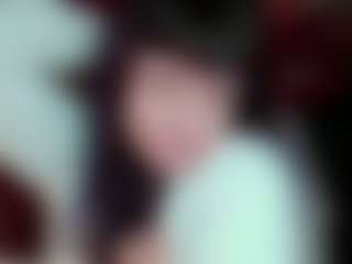 Live cam show with Camiiowo - Petite on Nude Live Now