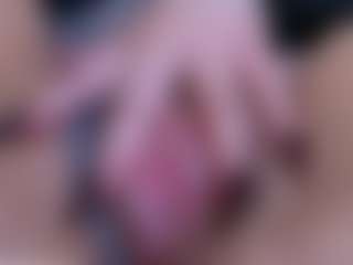 Camiiowo's Live Sex Cam Show