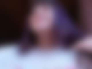Live cam show with Camiiowo - Oil on thefappeningchat.com