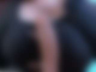 Camiiowo's Live Sex Cam Show