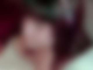 Live cam show with Camiiowo - Nipple Piercings on Soda Cam