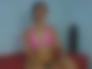 Live cam show with KimberlyJackson - Smoking on wildcum.com