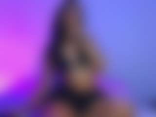 Live cam show with KimberlyJackson - Facial Piercings on Livezox